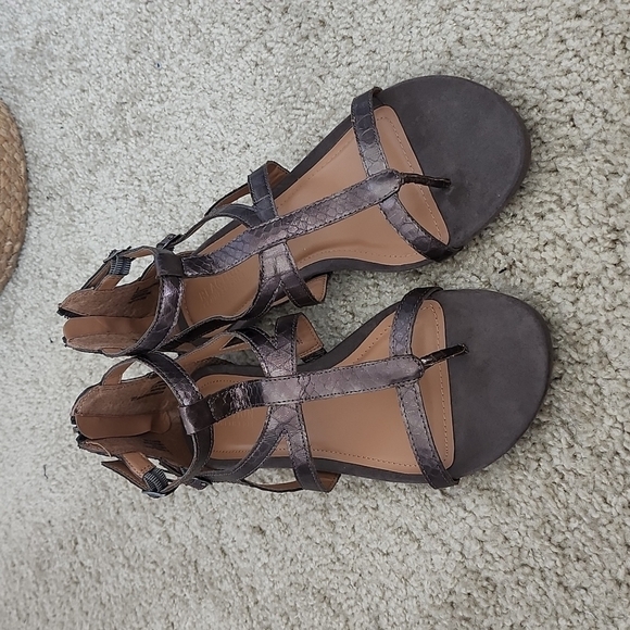 Kenneth Cole reaction strappy sandals - Picture 3 of 10